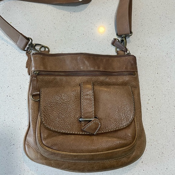 Roots leather crossbody bag - Picture 2 of 3